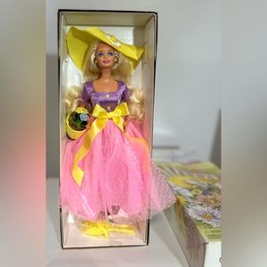 1995 Spring Blossom Barbie/First in a Series/Avon Exclusive/Special Edition.